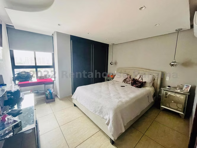 Venta de apartamento en Condado del Rey AK