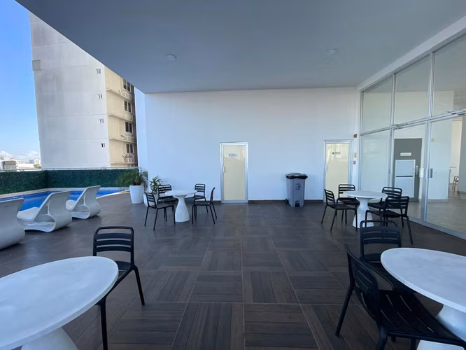 Venta de Apartamento en el PH Gaudi, Hato Pintado Vía España