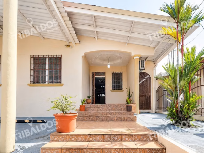 VENTA DE CASA EN BRISAS DEL GOLF