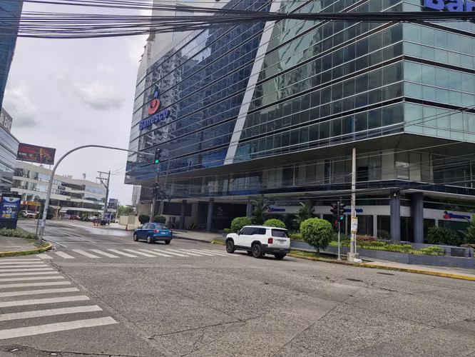Oficina Corporativa Duplex en Venta - Marbella