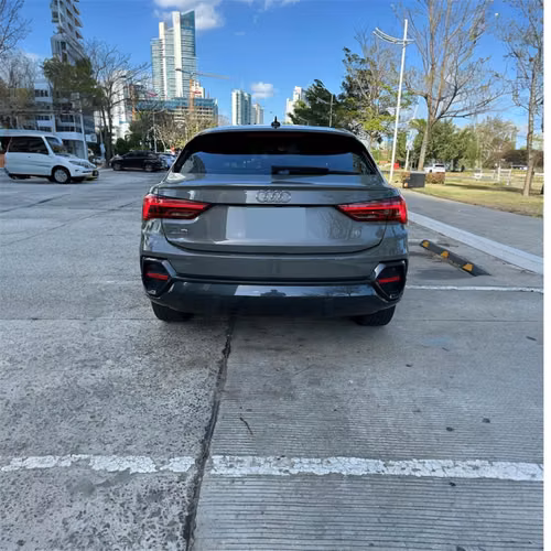 Audi Q3 Del 2023 IMPECABLE