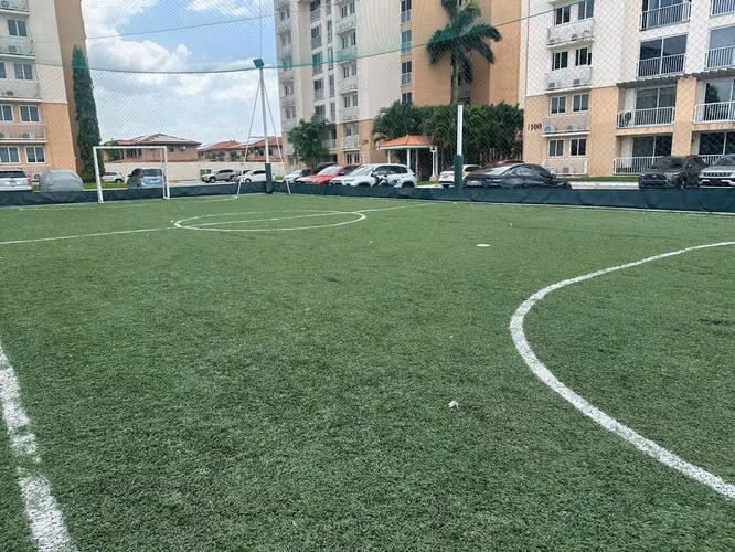 Venta de apartamento en Ph Versalles.
