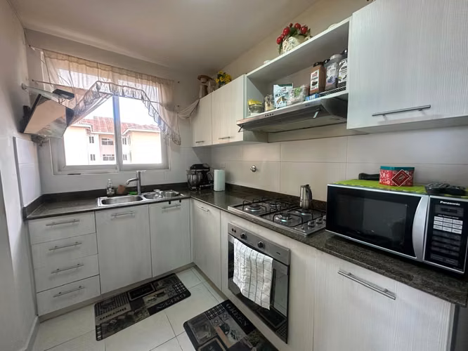Venta de apartamento en Ph Versalles.