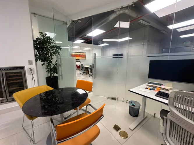 Venta de Oficina en Santa Maria Office Plex 71