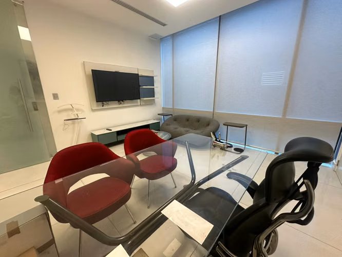 Venta de Oficina en Santa Maria Office Plex 71