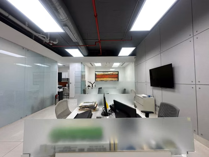Venta de Oficina en Santa Maria Office Plex 71