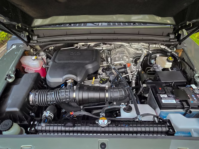 PICK UP DODGE RAM1500 BIGHORN 2023.