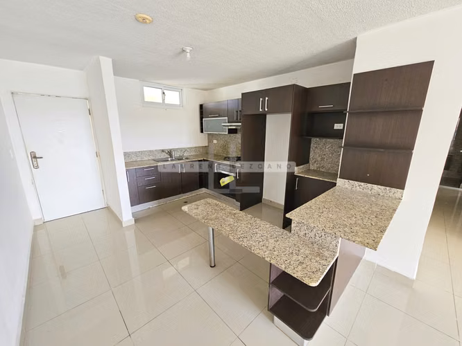 Venta Apartamento PH Altamira Gardens. 3 habitaciones. Haga una oferta