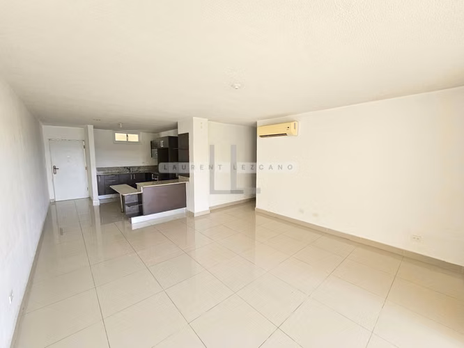 Venta Apartamento PH Altamira Gardens. 3 habitaciones. Haga una oferta