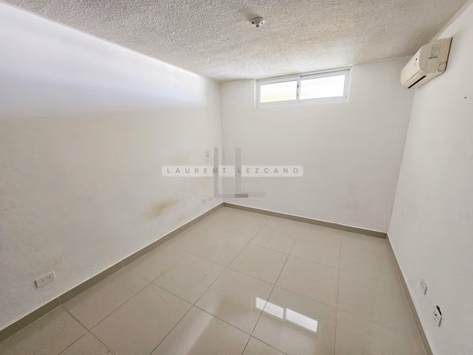 Venta Apartamento PH Altamira Gardens. 3 habitaciones. Haga una oferta
