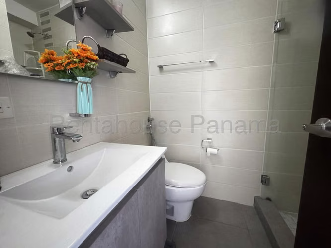 Alquiler de apartamento en El Carmen 26MVCH8501
