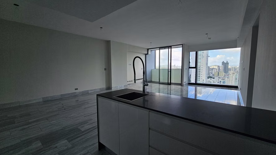 Se Vende Apartamento PH Nuovo Armani Ave Balboa Panamá