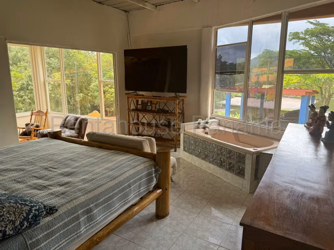 VENTA DE CASA EN CASA EL VIGIA CERRO AZUL HQ