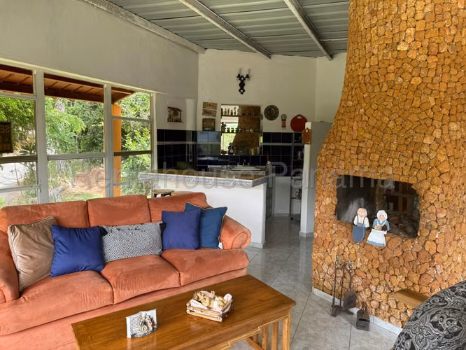 VENTA DE CASA EN CASA EL VIGIA CERRO AZUL HQ