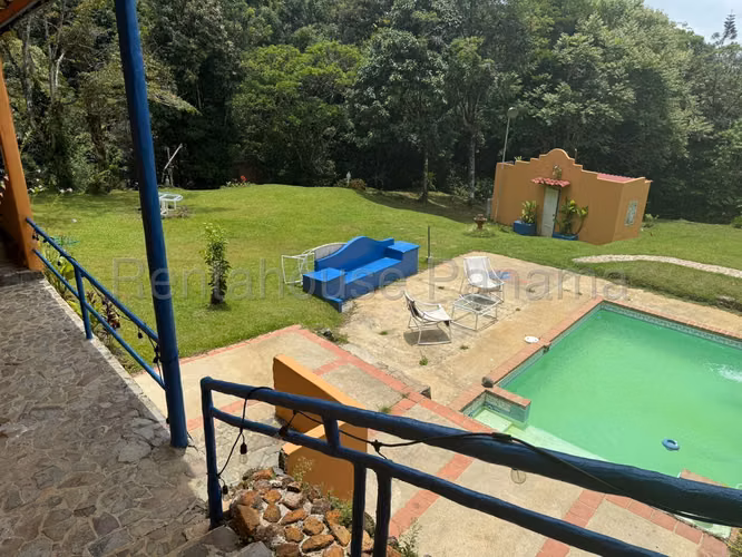 VENTA DE CASA EN CASA EL VIGIA CERRO AZUL HQ