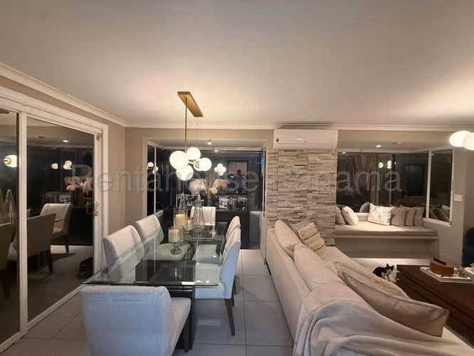 Se Alquila Casa en Condado del Rey MDV26-8880