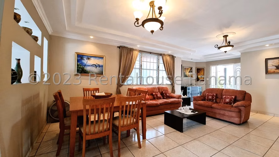 House for sale in Brisas Del Golf Casa Terrazas CCO