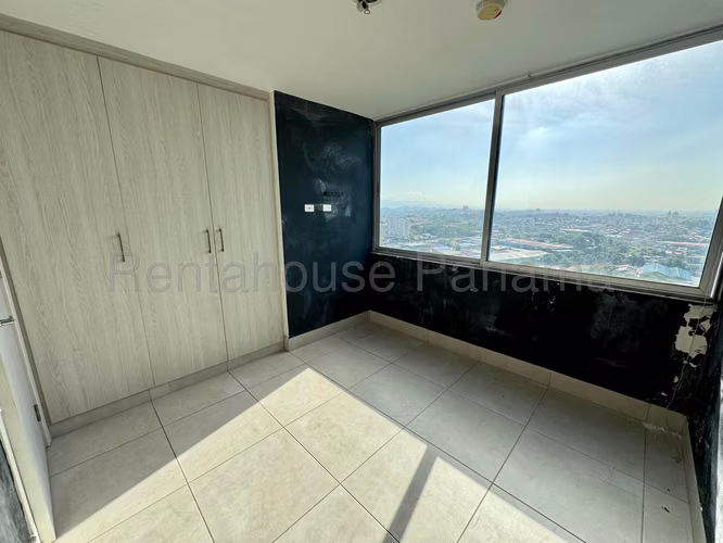 Venta de Apartamento en Betania Ph Sky Point 72.99 Mts PD