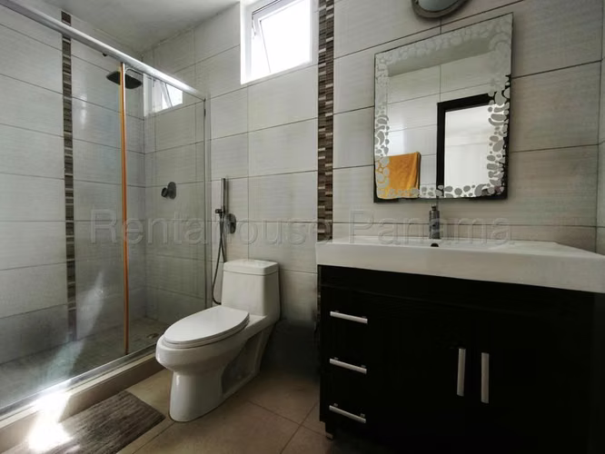 Apartamento en Venta en Condado del Rey JG
