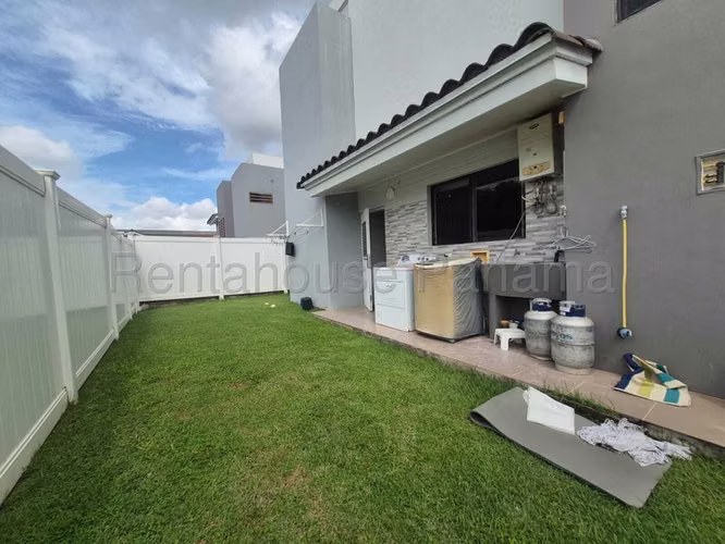 Casa en Venta en Brisas Del Golf JG