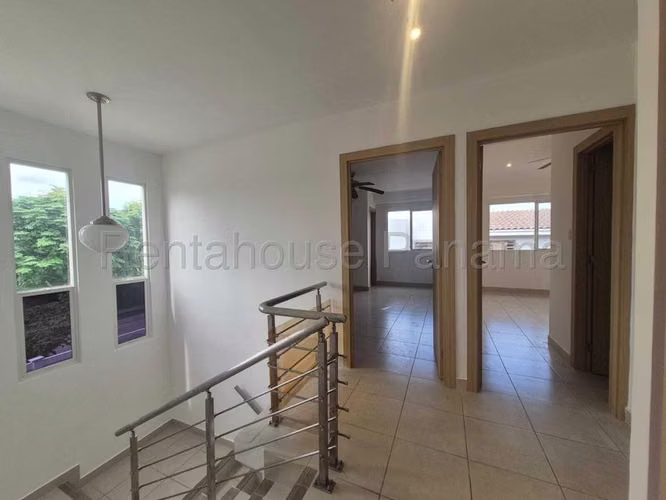 Casa en Venta en Brisas Del Golf JG