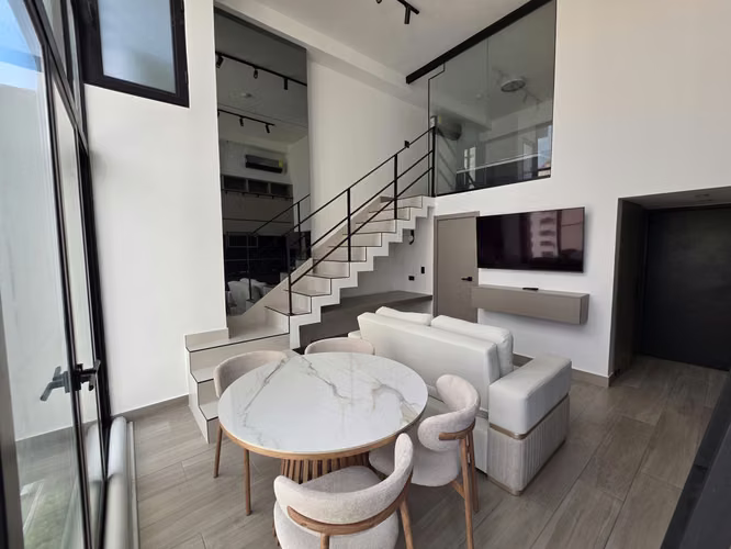 Full apartment rental equipped in PH The Cosmopolitan