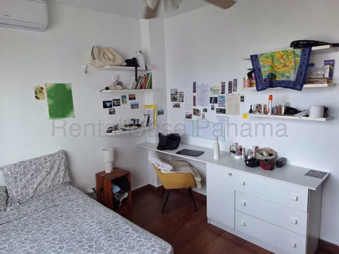 Vendo Apartamento en San Francisco PORTOFINO OF 26-8904