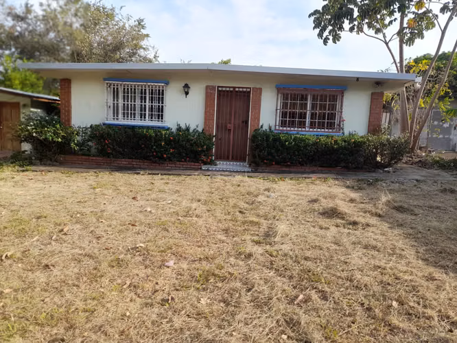 VENDO REMATE Casa en Coronado
