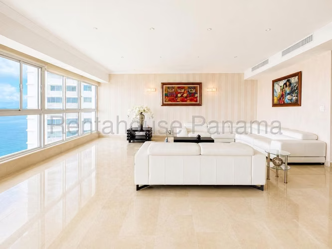 Apartamento Parcialmente Amoblado en Venta en Zeus Costa del Este  CIG268811