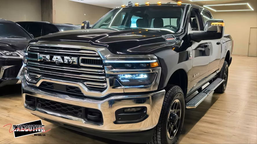 RAM 2500 CREW CAB LARAMIE 4X4 2025