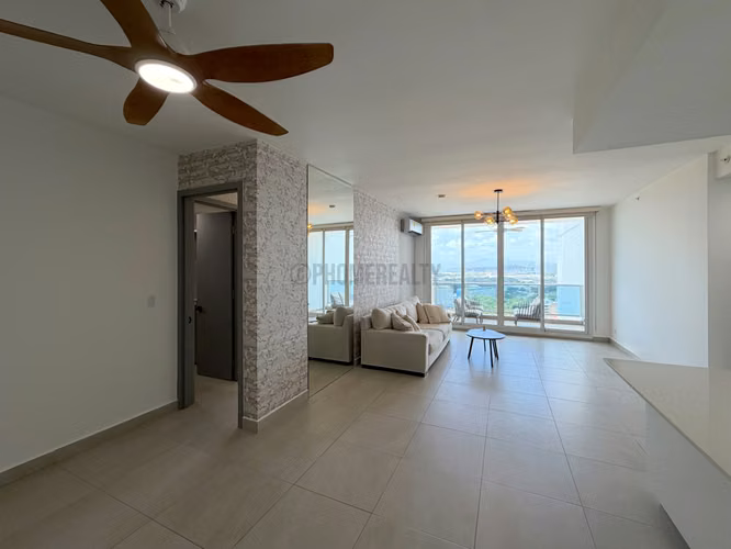 Apartamento de 3 Recámaras en Alquiler en El Cangrejo – 121 m² con Balcón y Vista a la Ciudad - Imagen 2
