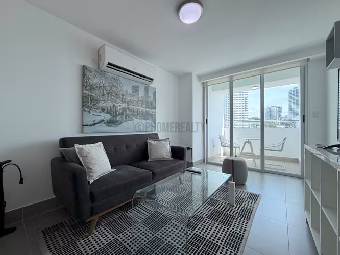 Apartamento Amoblado de 3 Recámaras en Alquiler en Bella Vista – 110 m² con Piscina y Gimnasio - Imagen 5