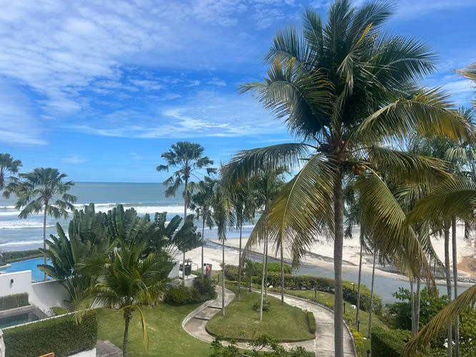 FOR SALE BEACHFRONT APARTMENT IN PH RÍO MAR, SAN CARLOS (6)