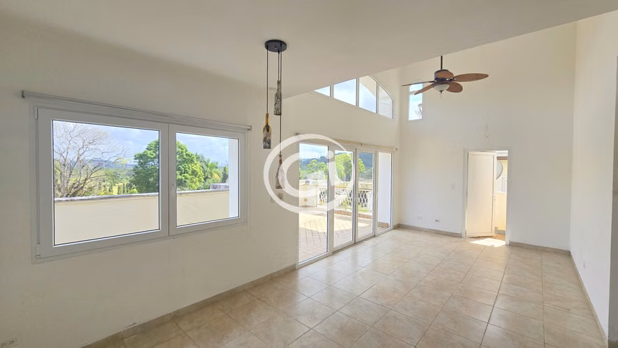 Venta Apartamento 3 Terrazas Tucan Country Club. Remate