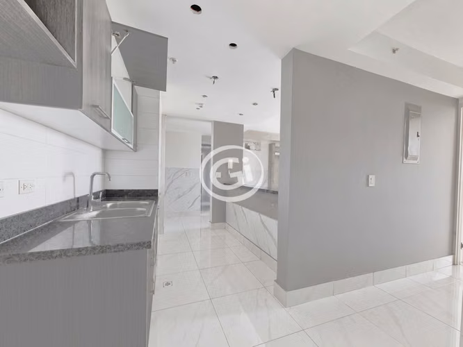 Venta apartamento Remate Bancario Pacific Park 3 habitaciones 2 puestos de estacionamiento