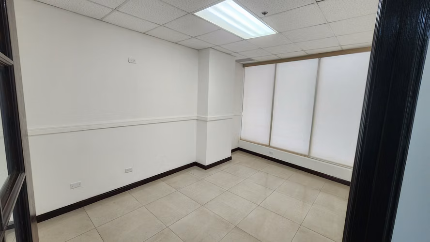 Oficina Lista Para Usar - Ocean Business Plaza Torre Banesco - Marbella