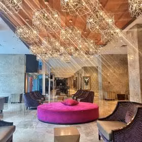 VENTA POR REMATE DE 5 UNIDADES HOTELERAS EN PH MEGAPOLIS HOTEL TURISTICO