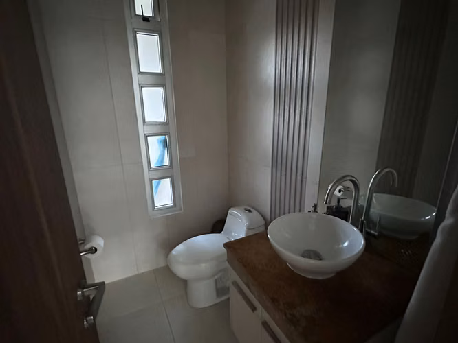 VENTA DE CASA EN COSTA SUR (AS)