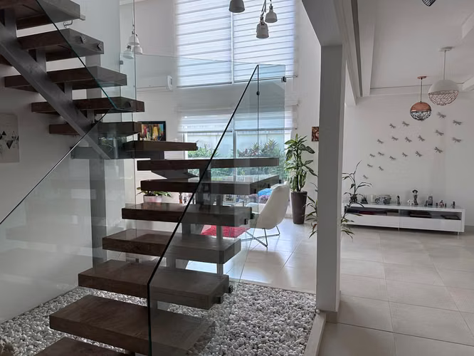 VENTA DE CASA EN COSTA SUR (AS)