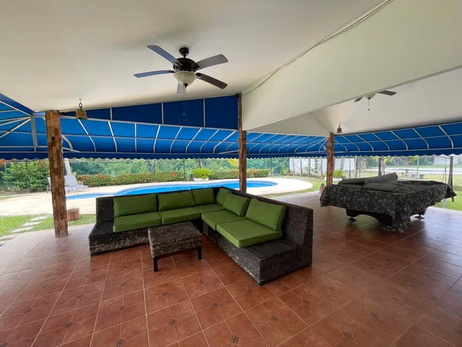 LINDA CASA VACACIONAL CERCA DEL MAR – MESA DE BILLAR
