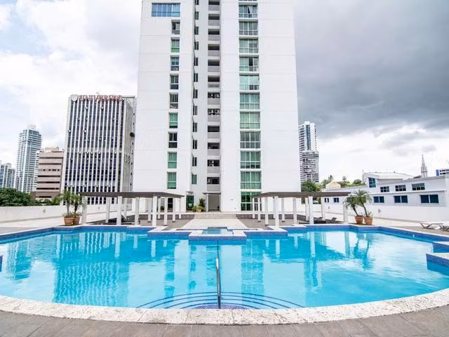 Se vende apartamento en el ph The Seawawes Bella Vista