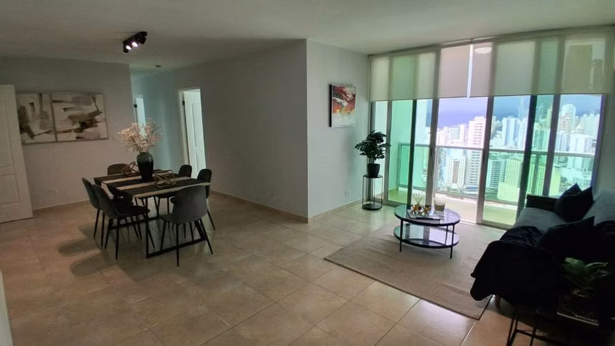 Se vende apartamento en el ph The Seawawes Bella Vista