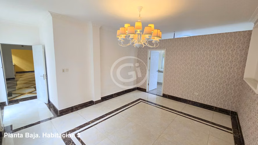 Venta Casa Betania 6 habitaciones con Baños. Oportunidad 1,018 $/m2