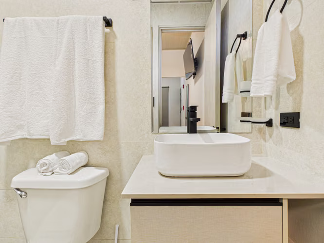 Renta Corta Desde $45/Noche | Habitaciones Amuebladas - Imagen 14