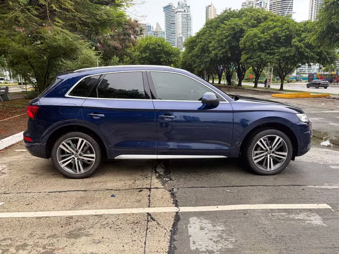 Audi Q5 Del 2019 EXCELENTE CONDICIONES - Imagen 3