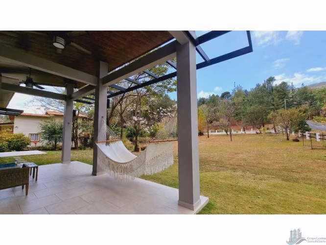 VENTA CASA ALTOS DEL MARIA AMOBLADA 2100 M2 3 REC