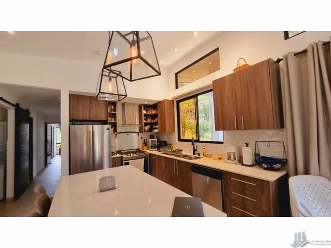 VENTA CASA ALTOS DEL MARIA AMOBLADA 2100 M2 3 REC