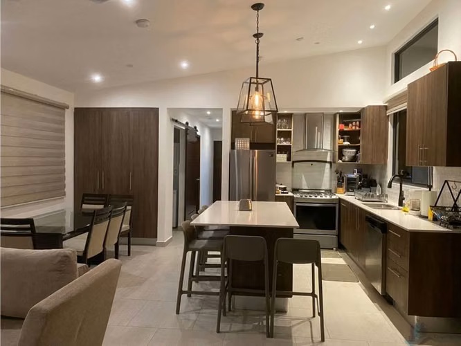 ALQUILER CASA ALTOS DEL MARIA AMOBLADA 2100 M2 3 REC