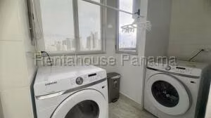 Alquiler de Apartamento con 125m2 en El Cangrejo PH Luxor 26-8896SR