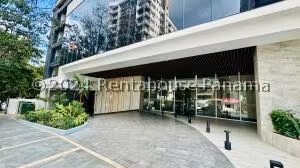 Alquiler de Apartamento con 125m2 en El Cangrejo PH Luxor 26-8896SR